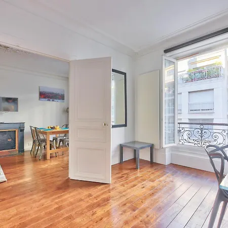 Elegance Parisienne - Jardin Luxembourg - Montparnasse Apartment *