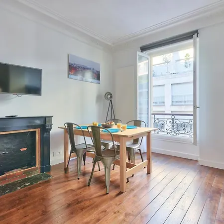 Elegance Parisienne - Jardin Luxembourg - Montparnasse Apartment