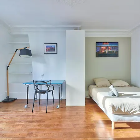 Elegance Parisienne - Jardin Luxembourg - Montparnasse Apartment